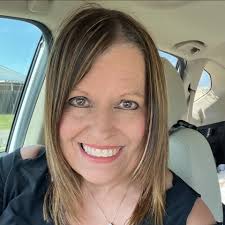 To ease our minds we went and saw our friends at VEG in Allen. Just to make  sure he didn't have any pain in his leg or body. When Michelle and I