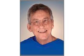 Dena Shea's Instagram, Twitter & Facebook