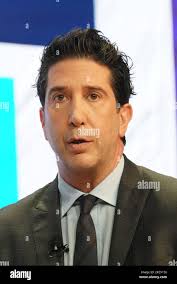 New York, NY, Stati Uniti. 10th Nov 2022. L'attore DAVID SCHWIMMER parla  alla Anti-Defamation League Never is Now evento al Jacob Javits Center il  10 novembre 2022 a New York. (Credit Image: ©