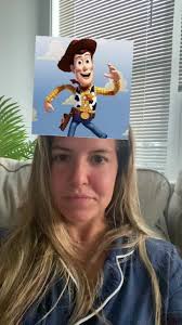 Marissa Dickens's Instagram, Twitter & Facebook