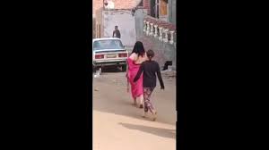 فضيحة فتاة عاريه في الشارع المصري - YouTube