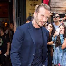 There's clearly still a little bit of maintenance in with this style, but not so much that it crashes the happy vibe. David Beckham S Blonde Bob Is Cool Dad Hair At Its Best Vogue