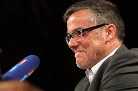 Moderator Thomas Bille während der Aufzeichnung des MDR-FIGARO Radio-Cafes  in