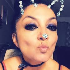 Sandy Pacheco (@SandyCrazQueen)