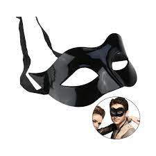 Yüzyıllar önce ortaya çıkan maskeli balo maskesi,bu gün güvenli bir şekilde yaşadı. Samur Siyah Maskeli Balo Venedik Maskesi Fiyati