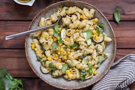 Nimm an trainingstagen (primär vor dem training) genug langkettige kohlenhydrate (vollkornprodukte, haferflocken,…) zu dir (nach dem training sind auch schnellere kohlenhydrate in ordnung und. Proteinreiche Rezepte Fur Den Muskelaufbau Fit For Fun