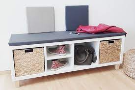 Kallax dining room garderobe aus kallax regalen wohnungsideen pinterest kitchen source by sehen sie sich 20 der besten ideen von ikea kallax hacks und die verschiedenen möglichkeiten an. Mit Diesen Diy Ideen Hast Du Im Handumdrehen Wieder Mehr Platz Im Flur New Swedish Design