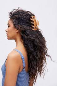 Mable Jumbo Claw Clip In 2021 Clip Hairstyles Hair Styles Claw Clip Hairstyles
