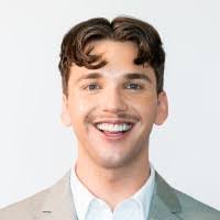 Debbie Hartzler's Instagram, Twitter & Facebook