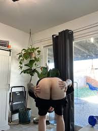 OnlyFans model uncutkingaz - pornpic.com