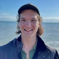 Lisa Nottage's Instagram, Twitter & Facebook