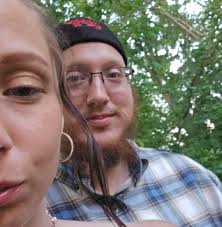 Should I put calcium with d3 or without d3 in my geckos enclosure everyday?