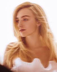 🤍One of my favorite photos of Peyton Roi List !!🤍