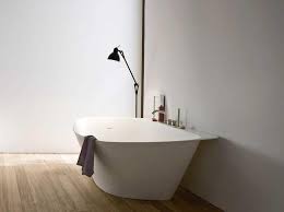 Find out all of the information about the rexa design product: Fliesen Sanitare Badeinrichtung Sudtirol Fonte Badewanne Von Rexadesign