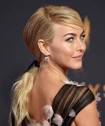 Lien pour acheter le kit queue basse : Coiffure Facile Cheveux Long 50 Propositions A Realiser Sans Moderation