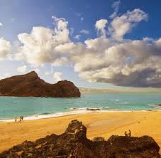 The island of porto santo is a haven of gold and blue, where the pace of everything is tranquil right in the atlantic ocean, porto santo, 11km long and 6km wide, has been long dubbed the golden. Bei Madeira Porto Santo Ist Portugals Geheimtipp Im Atlantik Welt