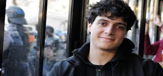 Luis Sal nuovo concorrente del Grande Fratello 2023?/ L'indiscrezione:  "Avrebbe risposto…"