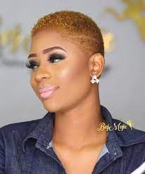 Etre naturelle en haïti suivi d'une recette au miel. 33 Idees De Cheveux Afro Tres Courts En 2021 Cheveux Afro Tres Courts Cheveux Style De Cheveux Courts