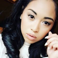 Jade Minor (@_jademinor)