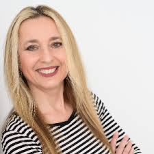 Hire an Empowerment Speaker