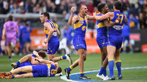 15 degrees and light rain. Afl Grand Final West Coast Eagles Beat Collingwood Magpies Match Report
