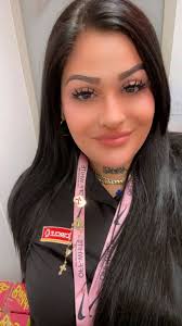 Hello everyone ☺️ I'm new here .. 32, single, and no kids. Excited to meet  new people and see where good conversations can lead! 💫