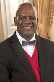 Kenneth Elmore's Instagram, Twitter & Facebook