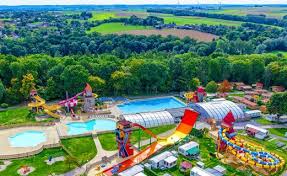 Campingvakantie L Hirondelle Met Groot Waterpark In De Belgische Ardennen Capfun By Capfun Waterpark Eropuit Kampeerplaatsen