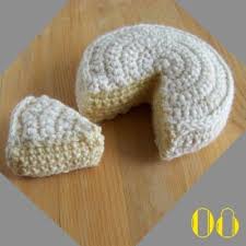 Still Vauriens Tuto La Dinette En Crochet 08 Le Camembert Crochet Amigurumi Aliments En Crochet Crochet