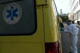 Check spelling or type a new query. As8enhs Me Korwnoio Efyge Apo To Ippokrateio Kai Ton Psaxnoyn Sthn A8hna Lifo