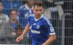 A hungarian international since 2009, szalai was part of the squad at two european championships. Schalkes Angreifer Adam Szalai Findet Ruckkehr Nach Madrid Speziell Goal Com