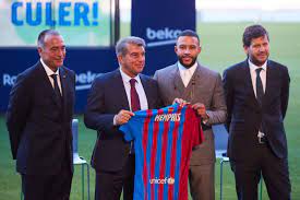Depay began his professional career with psv eindhoven, where, under the influence of manager phillip cocu, he became an integral part of the team, scoring 50. 9sl2hymmj9yk3m