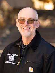 Greg Perkinson is a veteran, PLU's associate vice president of facilities,  and a staple of the Lute community. Greg's story is both personal and  communal. It reflects the many forms service can