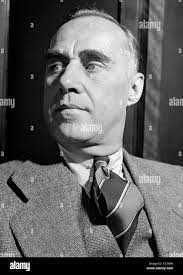 John mills portrait Black and White Stock Photos & Images