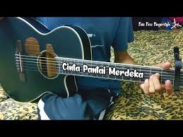 Permintaan terakhir pak long mintak nyanyikan lagu cinta pantai merdeka. Suci Dalam Debu Iklim Fingerstyle Cover Electronic Drum With Lyric Faiz Fezz Litetube