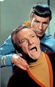 I have another costume. This time it's John's season 1 tunic. I bought it  from the same seller that I got my season 3 outfits from.