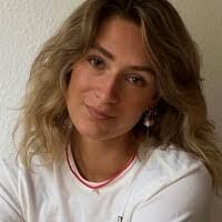 Christina Bryer's Instagram, Twitter & Facebook