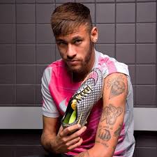 There are already 9 enthralling, inspiring and awesome images tagged with cristiano ronaldo jr. Algunos De Los Tatuajes De Neymar En El Brazo Izquierdo Sorella Junto A Un Diamante Life Is A Joke Y Faz Parte Da Minha Histori Neymar Neymar Jr Soccer