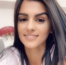 Alexia Decker's Instagram, Twitter & Facebook