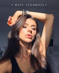 Alina Rose Blog Kosmetyczny: HITY TYGODNIA: papierniczeni, planery,  długopis, buty, odżywka do mycia, Foreo Luna 3, paleta ella milla.
