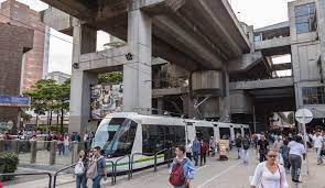 Toda la información, imágenes, videos y enlaces. Mujer Agrede Con Cuchillo A Su Pareja En El Metro De Medellin Mujer Agredio Con Arma Blanca A Su Pareja En Estacion Del Metro De Medellin Medellin Caracol Radio