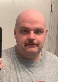 What are the thoughts and experiences with male castration in Vizslas?