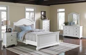 Queen bedroom sets come in various shades of wood that can go with many different styles. Brook 6 Pc Queen Bedroom Set White Orange County Ca Daniel S Home Center