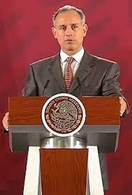 Llegan a méxico 200 mil dosis de la vacuna china. Hugo Lopez Gatell Ramirez Wikipedia