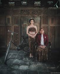 Foto prewedding baju adat jawa klasik caca & zunan. Pin Di Wedding Ideas