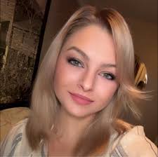 How do you unlock princess aurora