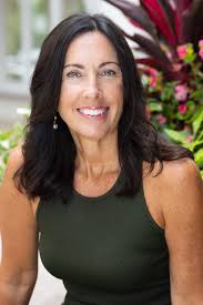 Stunning home, move in ready in Kennett Square! Stop