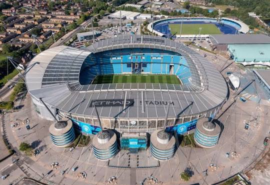 Santos Football Planet | Etihad Stadium