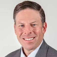 Lola Kraus's Instagram, Twitter & Facebook