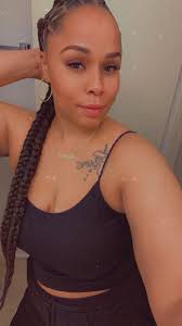 Caitlin Hess Sister live now please everyone come this live